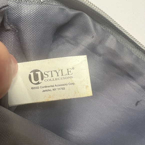 FLORAL Cosmetic Bag wit Distressed Appeal Vegan Leather “Positivity is a… - Picture 5 of 5